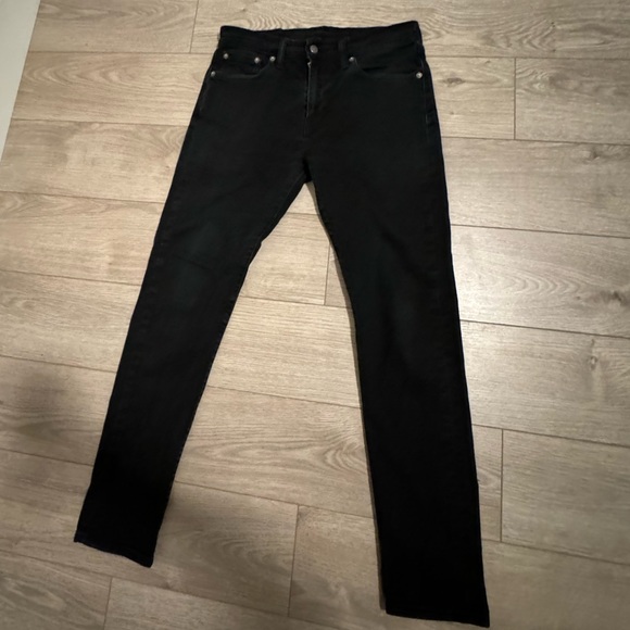 Levi’s Black Jeans - Picture 2 of 4